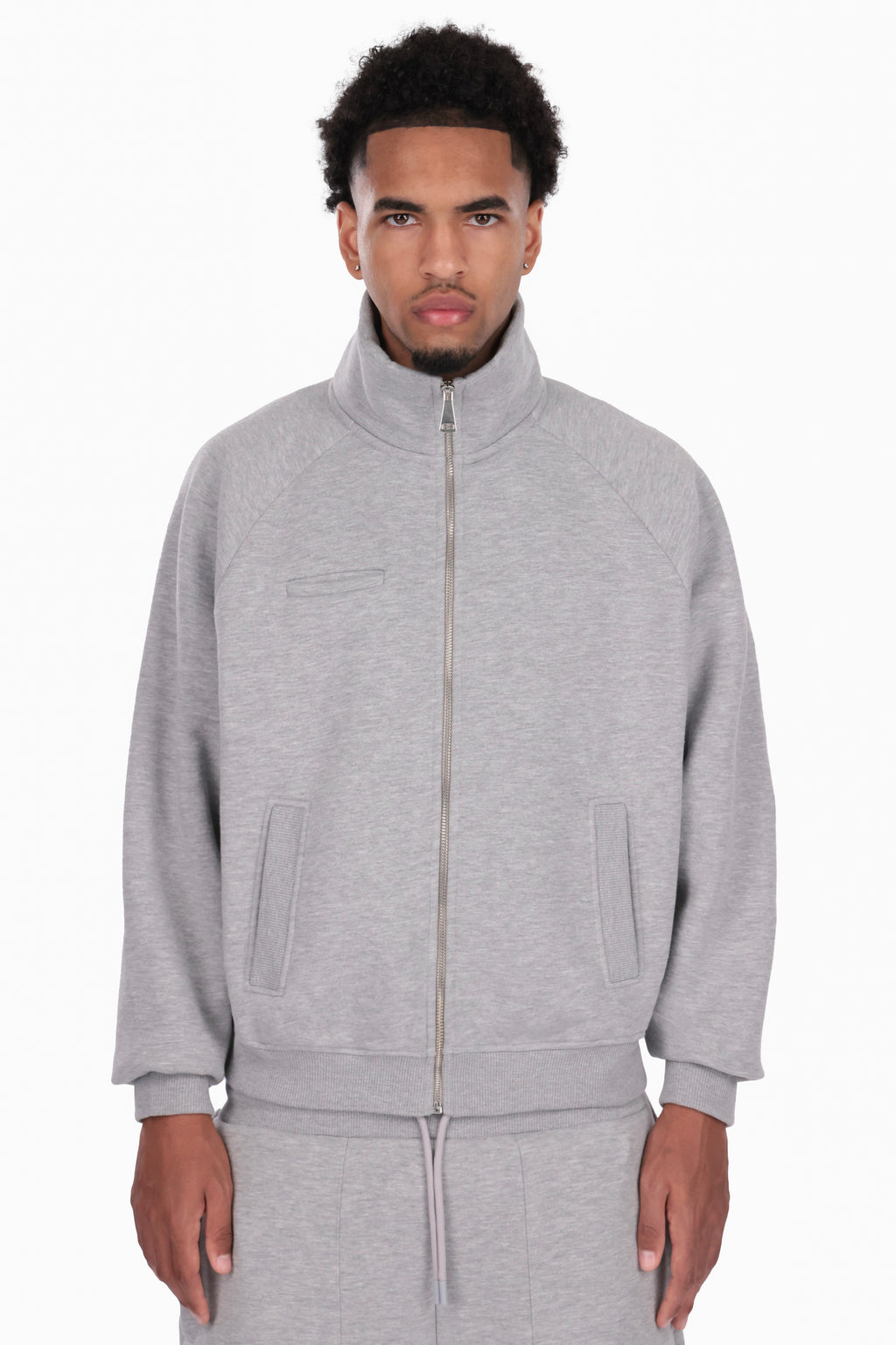 HIGH-END ESSENTIAL ZIP JACKET