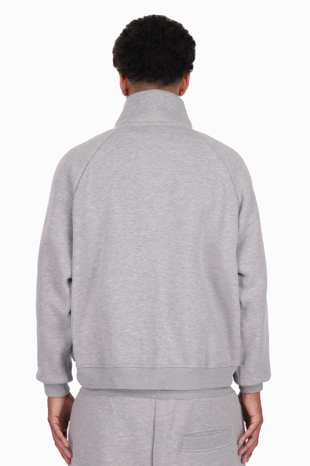 HIGH-END ESSENTIAL ZIP JACKET